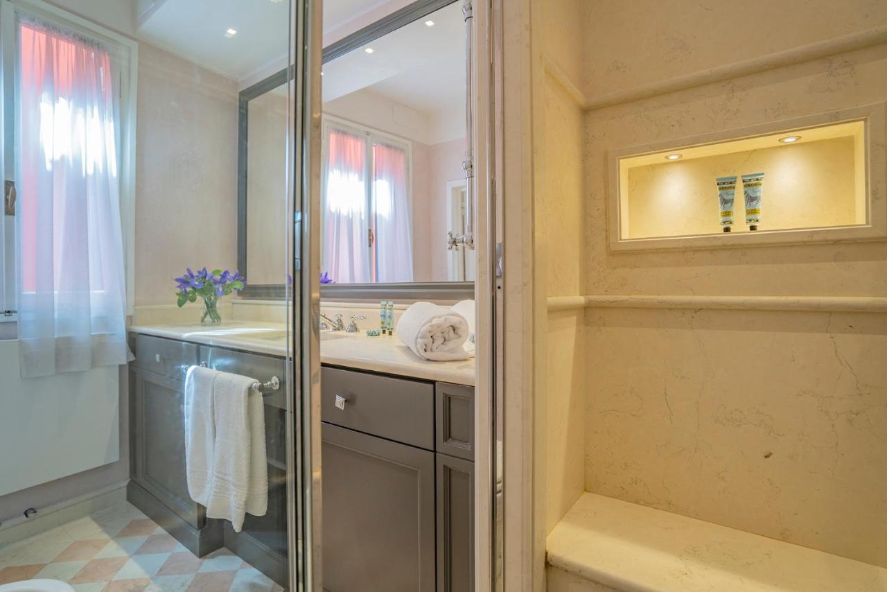 Ca' Grassi 2 Charming Balcony Apartment เวนิส ภายนอก รูปภาพ